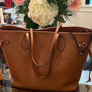 LOUIS VUITTON Neverfull Mid size Leather Tote